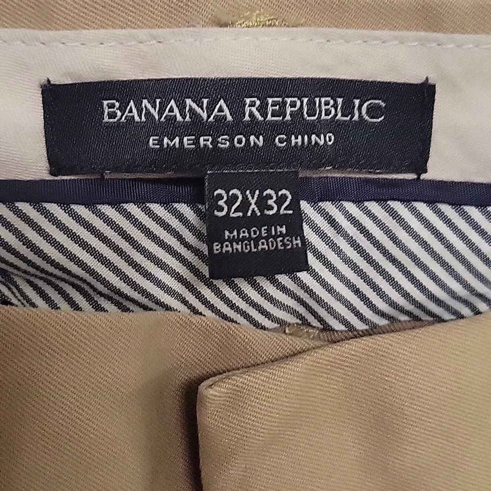 Banana Republic Emerson  Men's Khaki Chinos